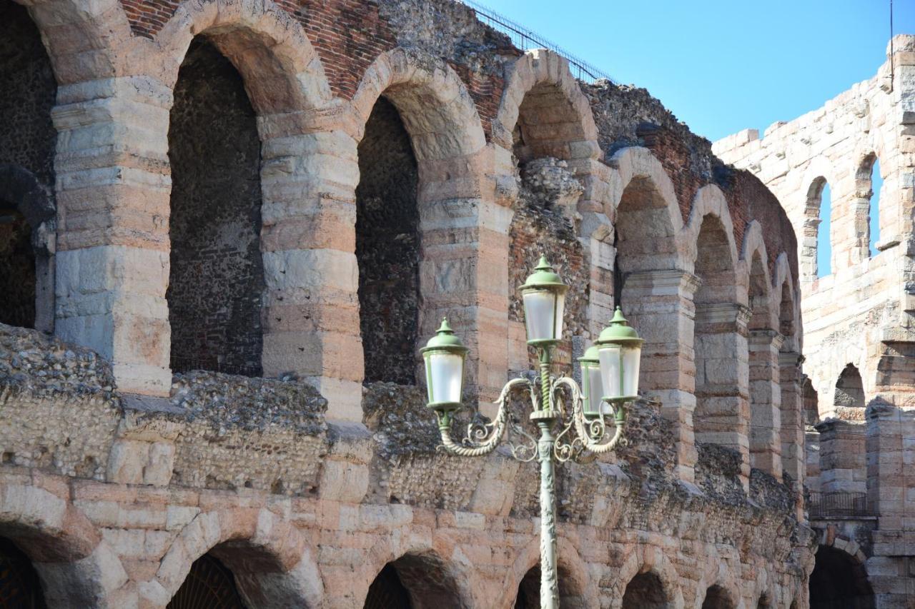 Amphitheatrum Arena Verona Exterior photo